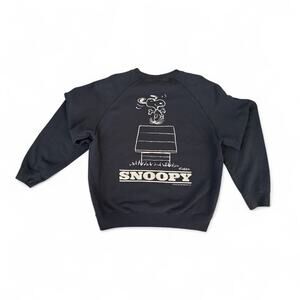 UNIQLO x Peanuts UT Sweatshirt in 08 Dark Grey Unisex Medium Crewneck Sweater